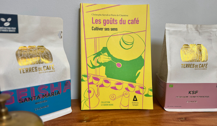 Deux thèmes pour 9 chapitres